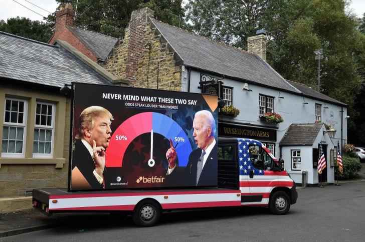 https://betting.betfair.com/politics/Swing-o-meter%2050%2050.jpg